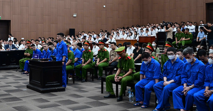 Nguyễn Thanh Phong khai em gái giữ nghìn tỷ của Mr Pips nhưng không mang gì về nhà缩略图 Nguyễn Thanh Phong khai em gái giữ nghìn tỷ của Mr Pips nhưng không mang gì về nhà缩略图