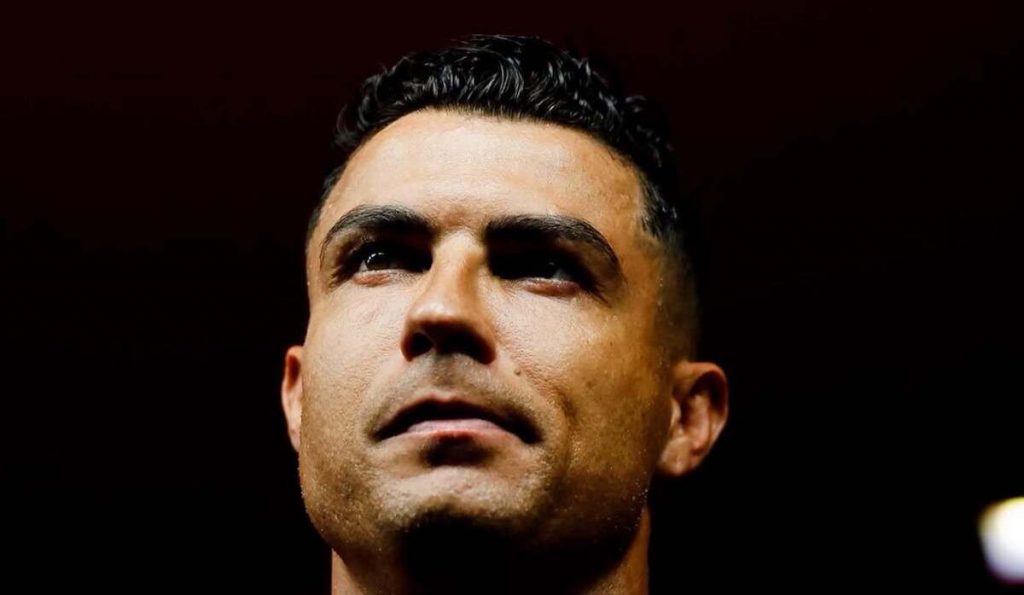 Ronaldo tuyên bố rời đội tuyển Bồ Đào Nha缩略图 Ronaldo tuyên bố rời đội tuyển Bồ Đào Nha缩略图